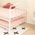 Versatile and Stylish Daybed with Extra Sleeping Option for Comfort